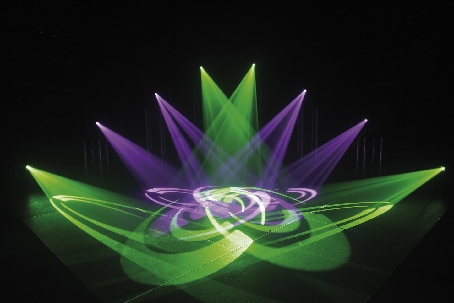 Showtec Phantom 130 Spot- White