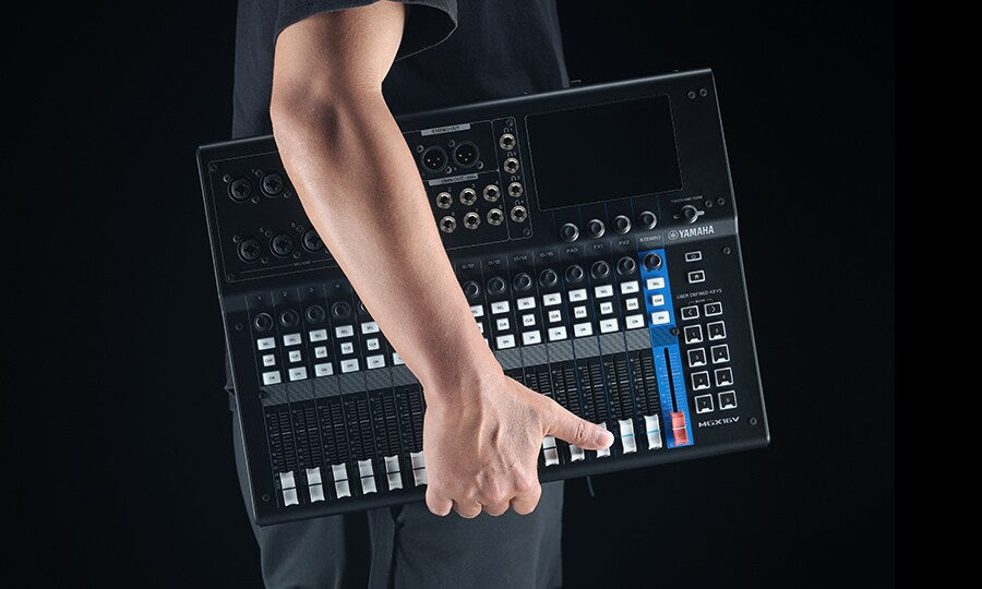 Yamaha MGX16 BK