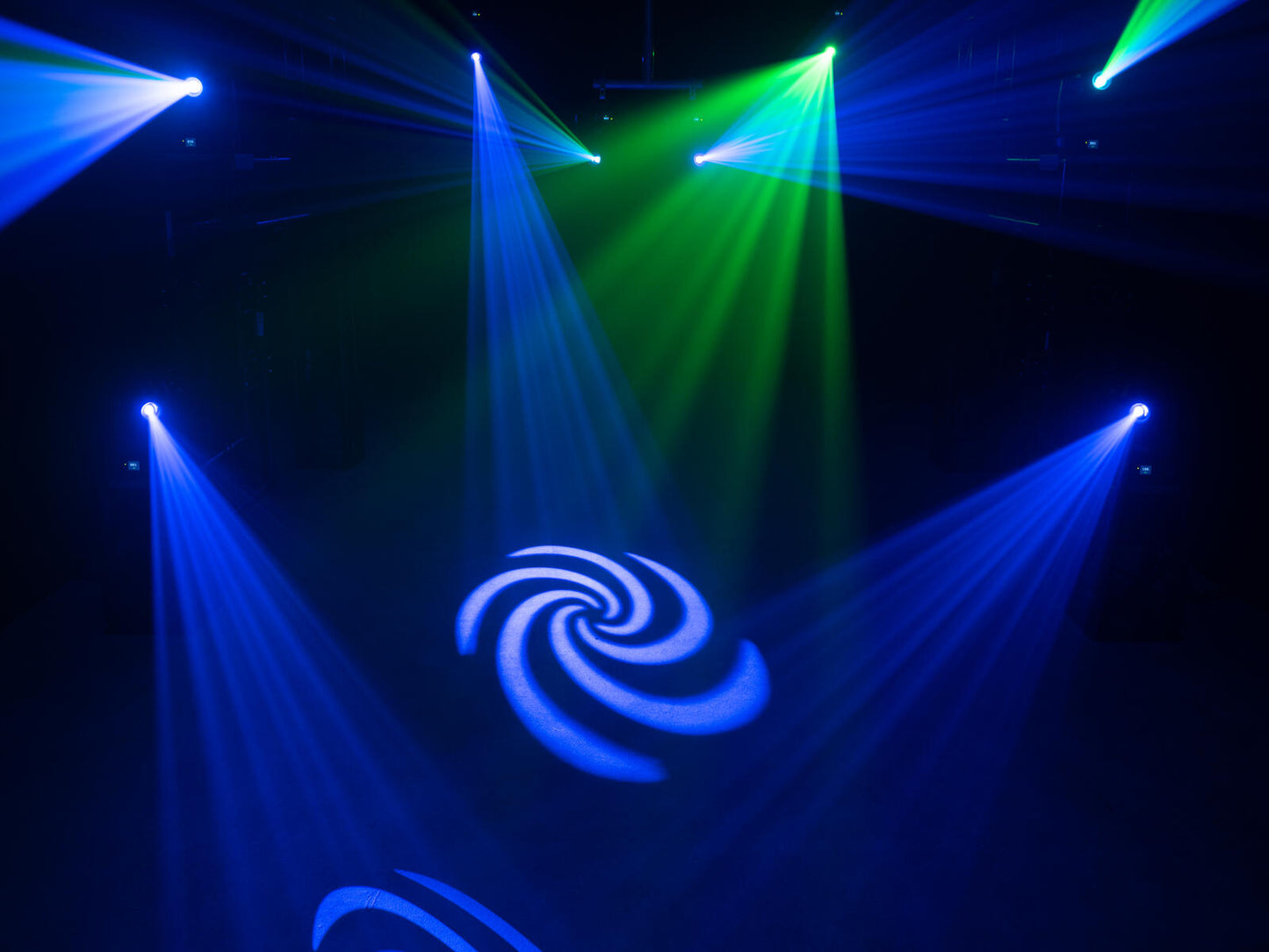 EUROLITE Set 2x LED TMH-S90 + Case