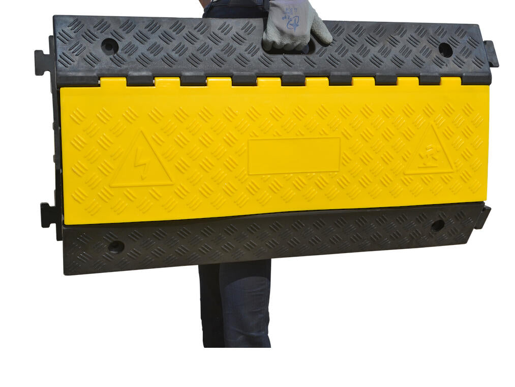 EUROLITE KB-3 Cablebrigde 3 Channels 900x500x70mm